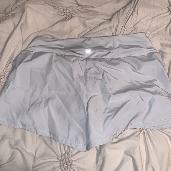 Nike running shorts NWOT size small - Picture 2 of 2